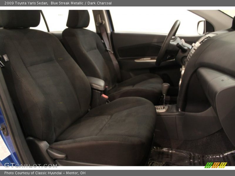 Blue Streak Metallic / Dark Charcoal 2009 Toyota Yaris Sedan