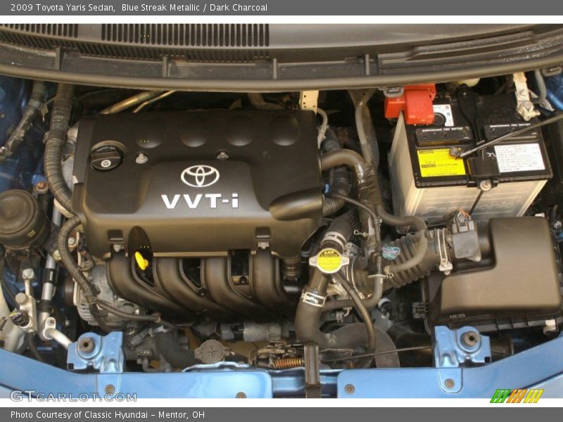 Blue Streak Metallic / Dark Charcoal 2009 Toyota Yaris Sedan