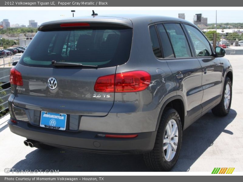 Pepper Gray Metallic / Black 2012 Volkswagen Tiguan LE
