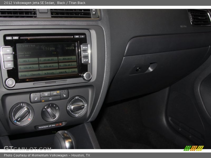 Black / Titan Black 2012 Volkswagen Jetta SE Sedan