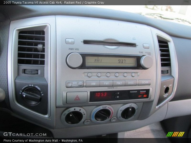 Radiant Red / Graphite Gray 2005 Toyota Tacoma V6 Access Cab 4x4