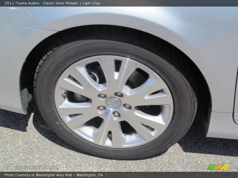 Classic Silver Metallic / Light Gray 2011 Toyota Avalon