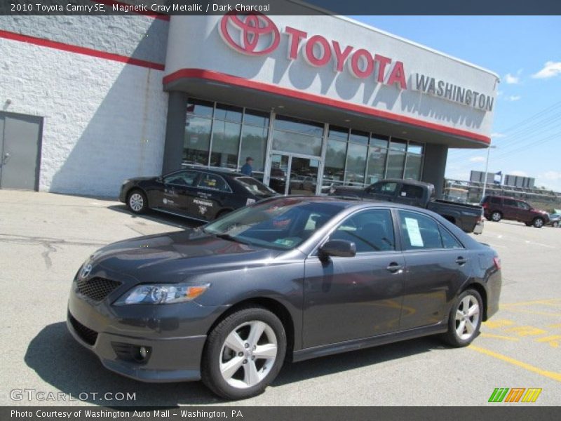 Magnetic Gray Metallic / Dark Charcoal 2010 Toyota Camry SE