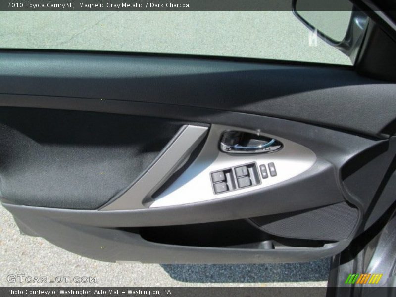 Magnetic Gray Metallic / Dark Charcoal 2010 Toyota Camry SE
