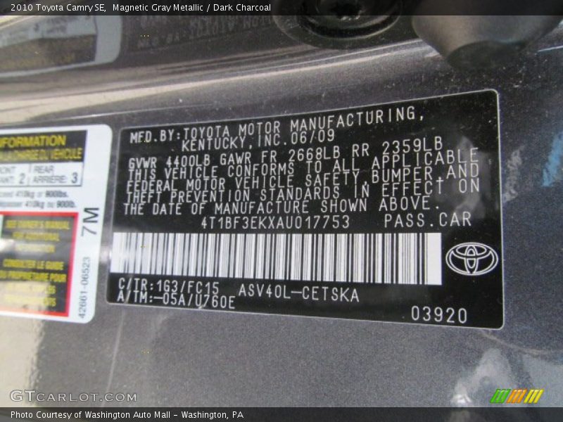 Magnetic Gray Metallic / Dark Charcoal 2010 Toyota Camry SE