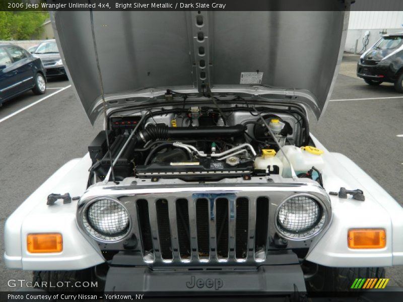 Bright Silver Metallic / Dark Slate Gray 2006 Jeep Wrangler Unlimited 4x4