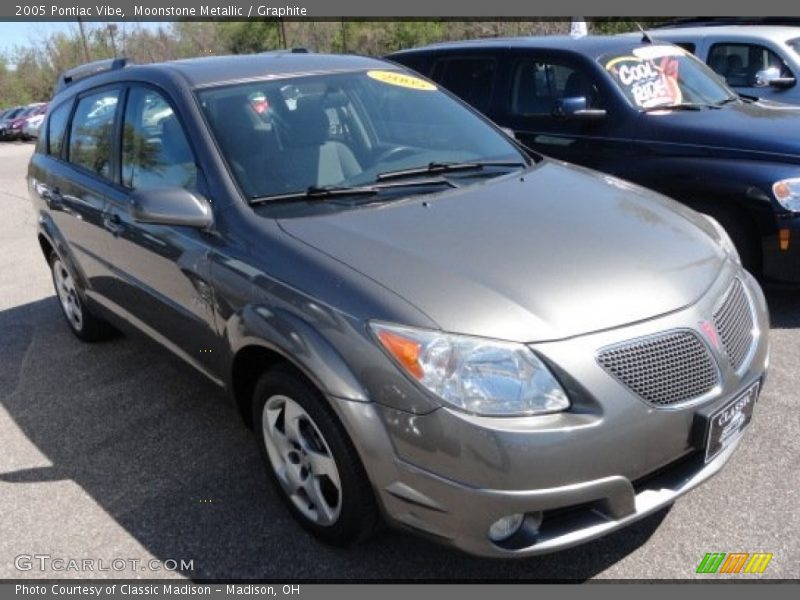 Moonstone Metallic / Graphite 2005 Pontiac Vibe