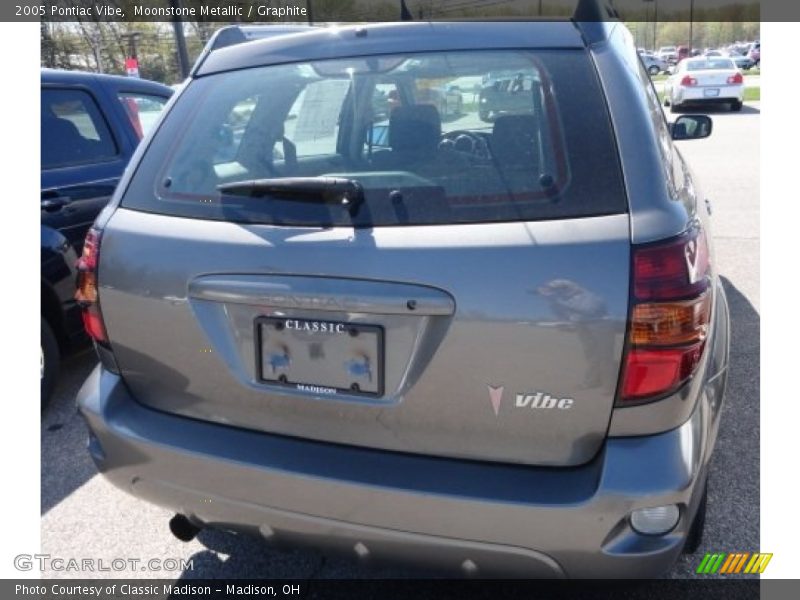 Moonstone Metallic / Graphite 2005 Pontiac Vibe