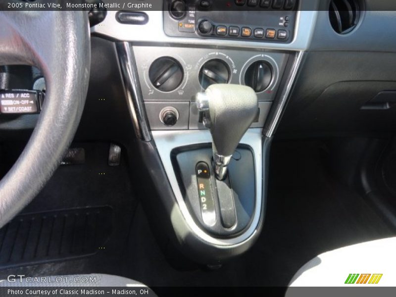 Moonstone Metallic / Graphite 2005 Pontiac Vibe
