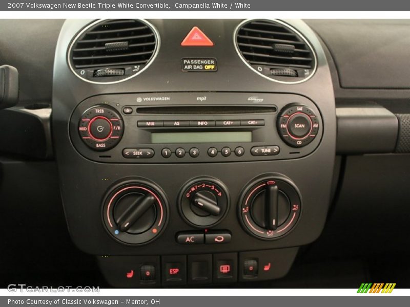 Campanella White / White 2007 Volkswagen New Beetle Triple White Convertible