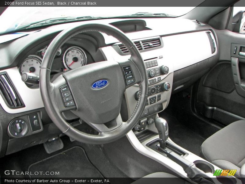 Black / Charcoal Black 2008 Ford Focus SES Sedan