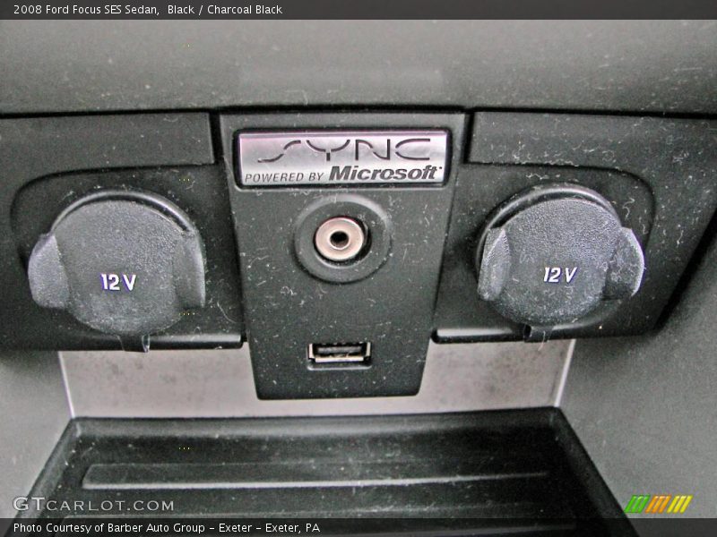 Black / Charcoal Black 2008 Ford Focus SES Sedan