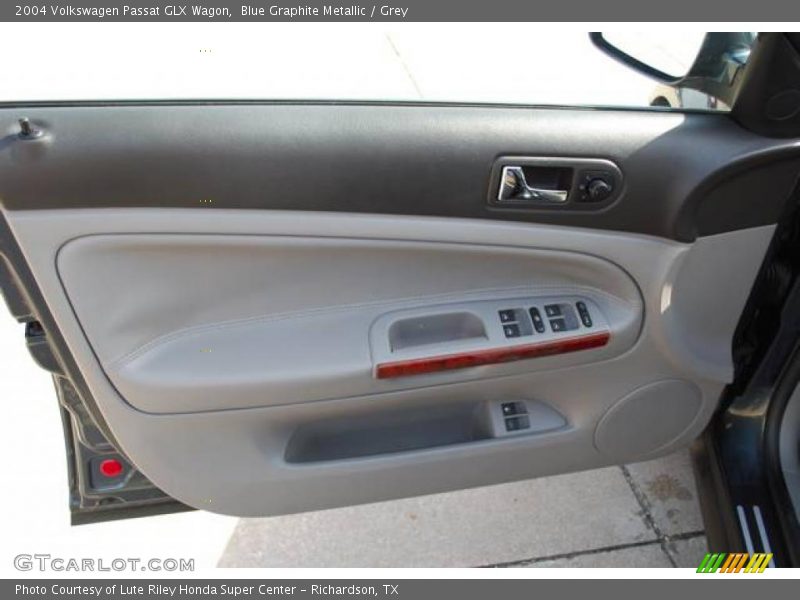 Blue Graphite Metallic / Grey 2004 Volkswagen Passat GLX Wagon