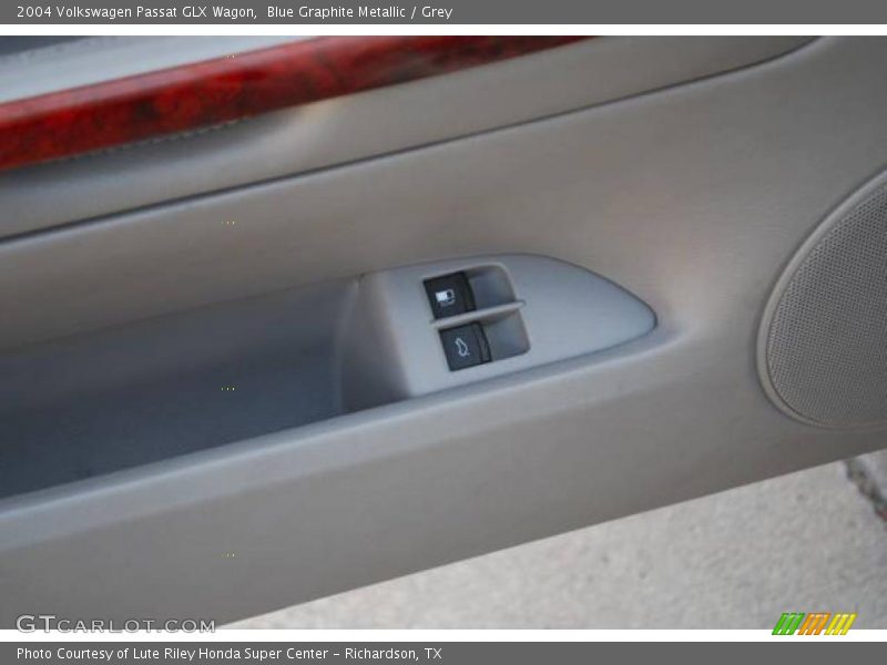 Blue Graphite Metallic / Grey 2004 Volkswagen Passat GLX Wagon
