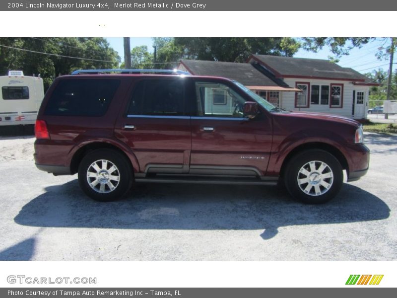 Merlot Red Metallic / Dove Grey 2004 Lincoln Navigator Luxury 4x4