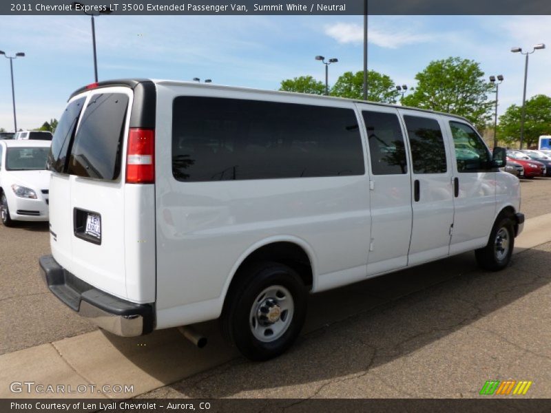Summit White / Neutral 2011 Chevrolet Express LT 3500 Extended Passenger Van