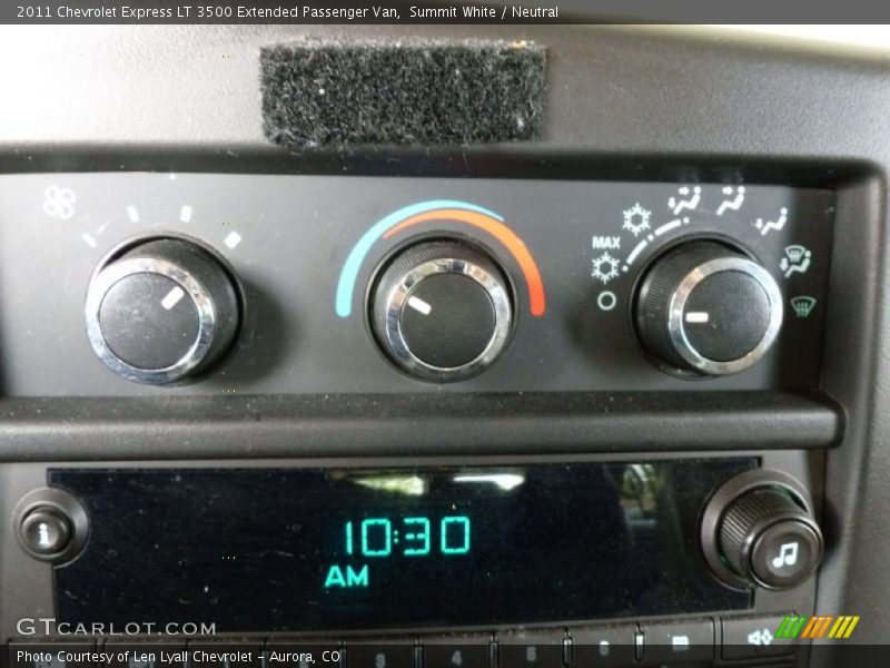 Summit White / Neutral 2011 Chevrolet Express LT 3500 Extended Passenger Van