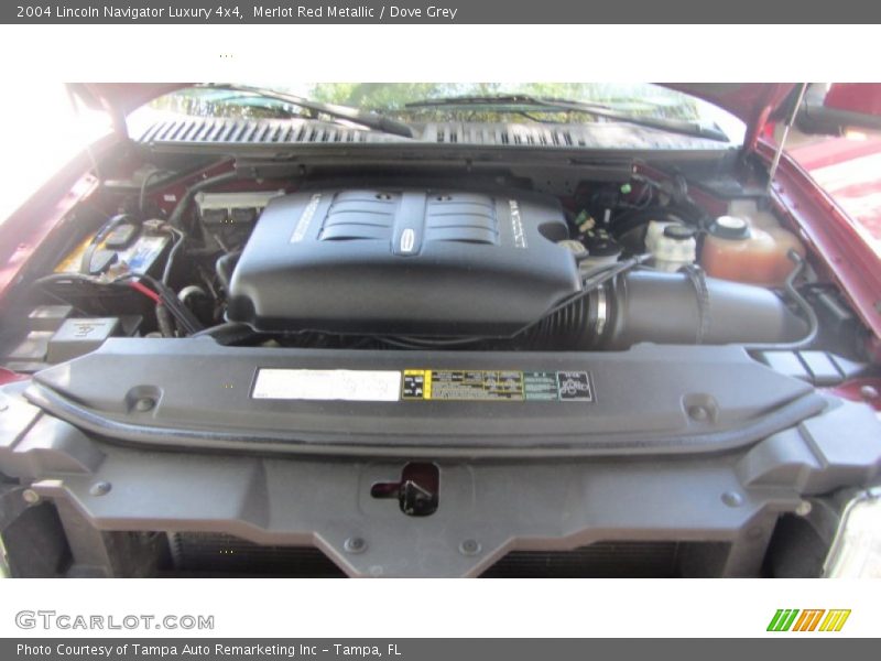 Merlot Red Metallic / Dove Grey 2004 Lincoln Navigator Luxury 4x4