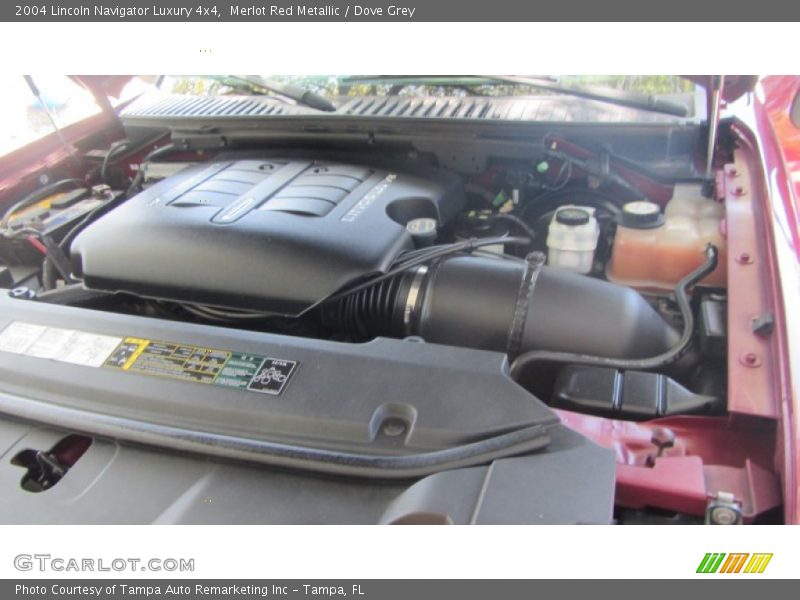 Merlot Red Metallic / Dove Grey 2004 Lincoln Navigator Luxury 4x4