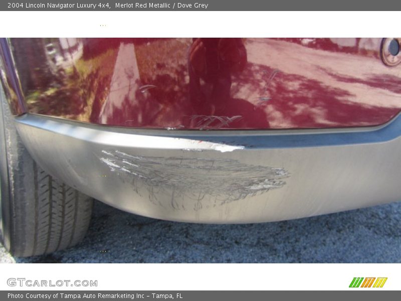 Merlot Red Metallic / Dove Grey 2004 Lincoln Navigator Luxury 4x4