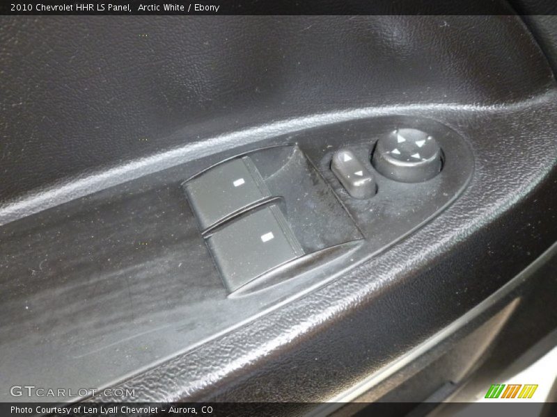 Arctic White / Ebony 2010 Chevrolet HHR LS Panel