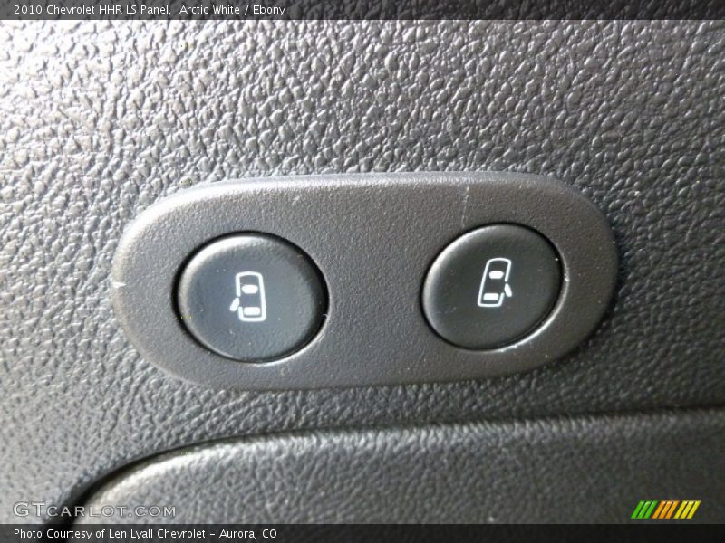 Arctic White / Ebony 2010 Chevrolet HHR LS Panel