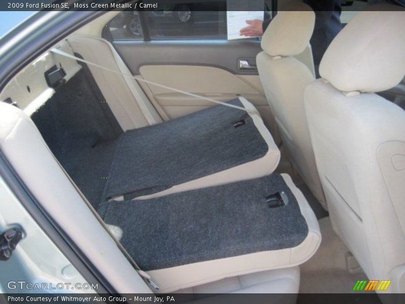 Moss Green Metallic / Camel 2009 Ford Fusion SE
