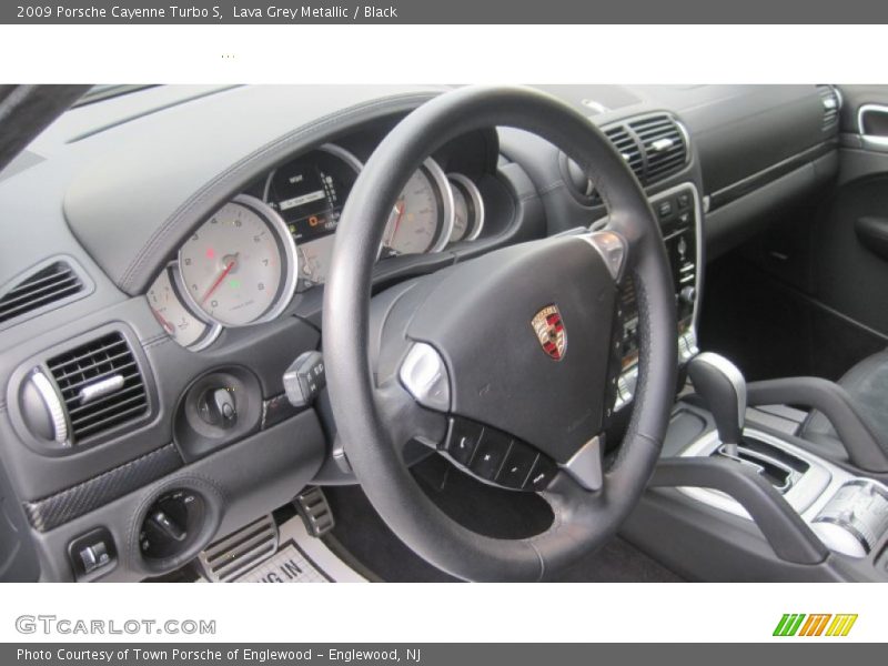 Lava Grey Metallic / Black 2009 Porsche Cayenne Turbo S