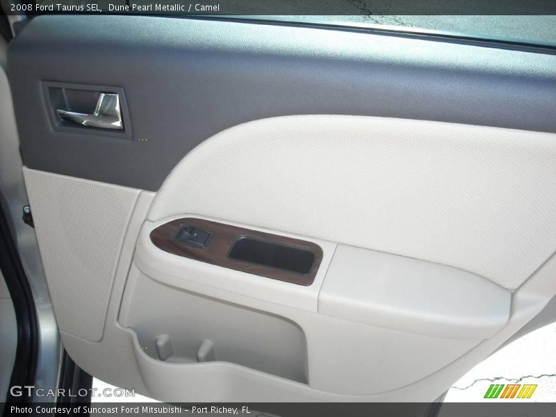 Dune Pearl Metallic / Camel 2008 Ford Taurus SEL
