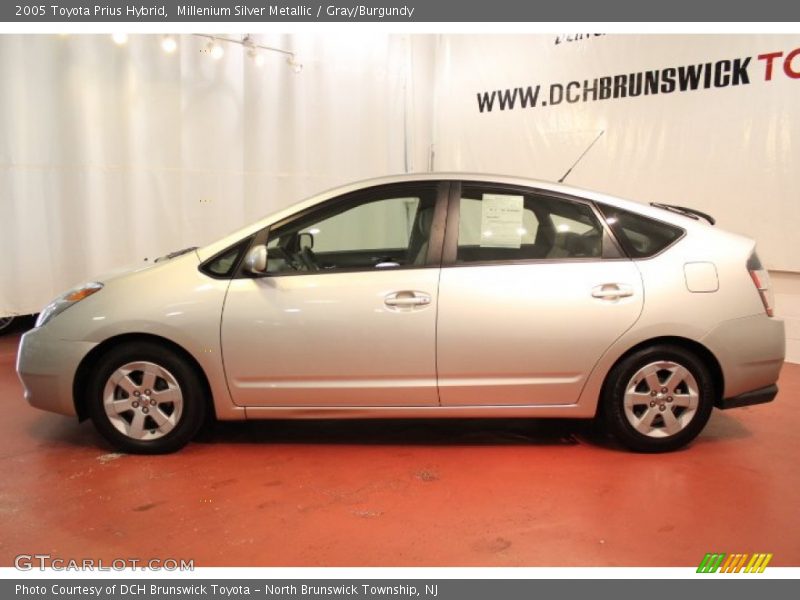 Millenium Silver Metallic / Gray/Burgundy 2005 Toyota Prius Hybrid