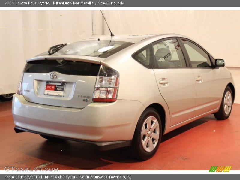 Millenium Silver Metallic / Gray/Burgundy 2005 Toyota Prius Hybrid