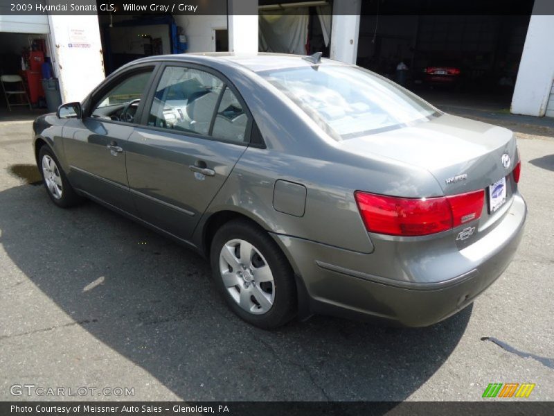 Willow Gray / Gray 2009 Hyundai Sonata GLS