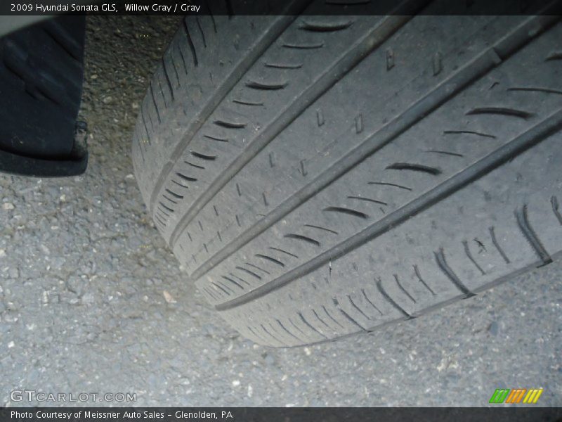 Willow Gray / Gray 2009 Hyundai Sonata GLS