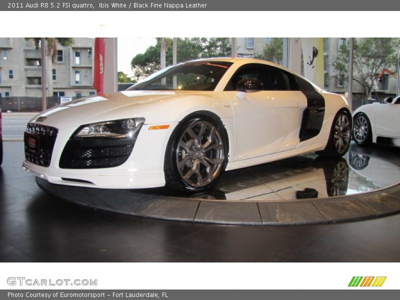 Ibis White / Black Fine Nappa Leather 2011 Audi R8 5.2 FSI quattro