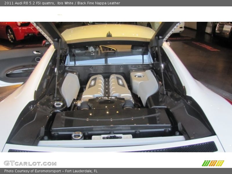 Ibis White / Black Fine Nappa Leather 2011 Audi R8 5.2 FSI quattro