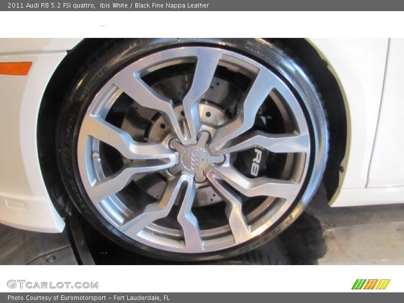 Ibis White / Black Fine Nappa Leather 2011 Audi R8 5.2 FSI quattro