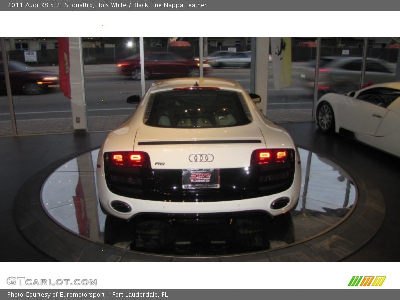 Ibis White / Black Fine Nappa Leather 2011 Audi R8 5.2 FSI quattro