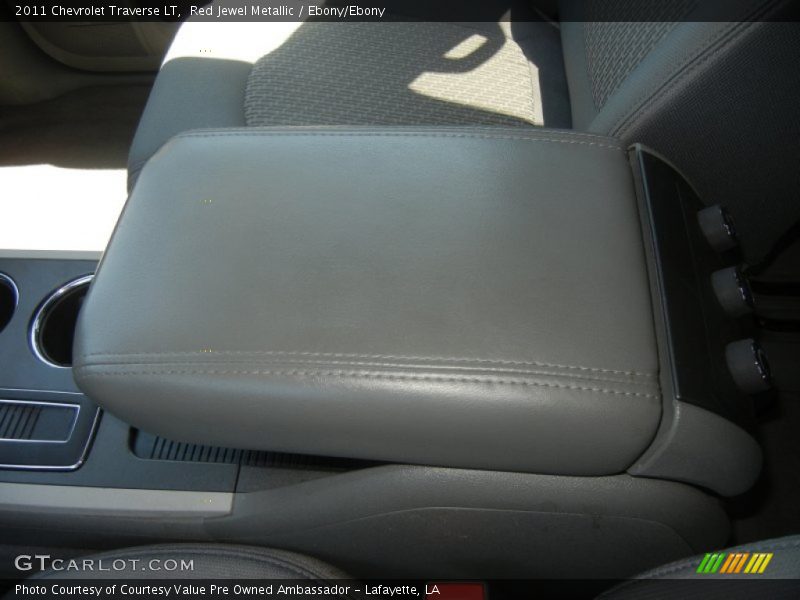 Red Jewel Metallic / Ebony/Ebony 2011 Chevrolet Traverse LT