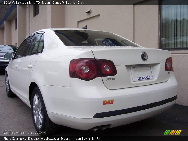 Candy White / Art Grey 2009 Volkswagen Jetta TDI Sedan