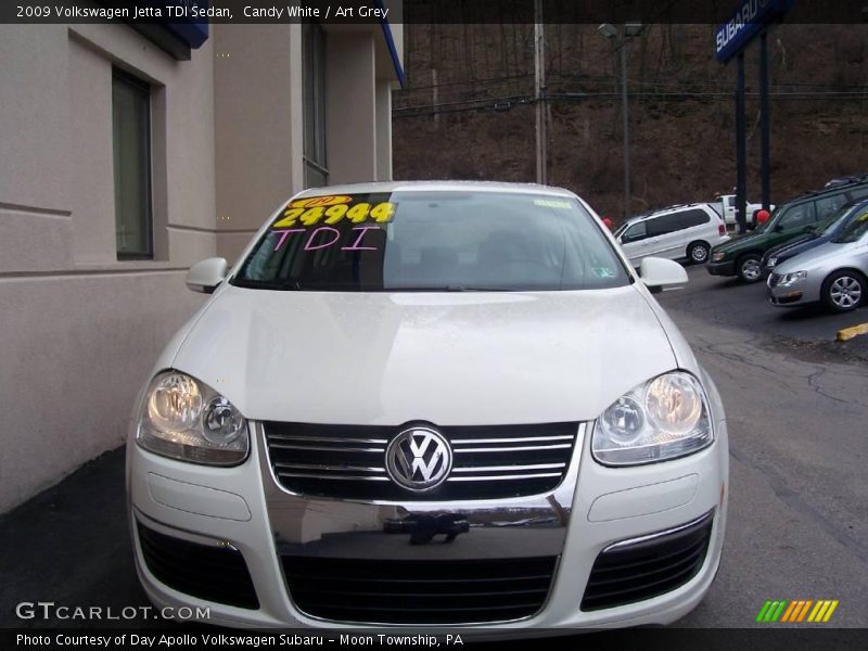 Candy White / Art Grey 2009 Volkswagen Jetta TDI Sedan