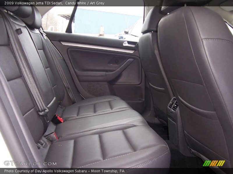 Candy White / Art Grey 2009 Volkswagen Jetta TDI Sedan
