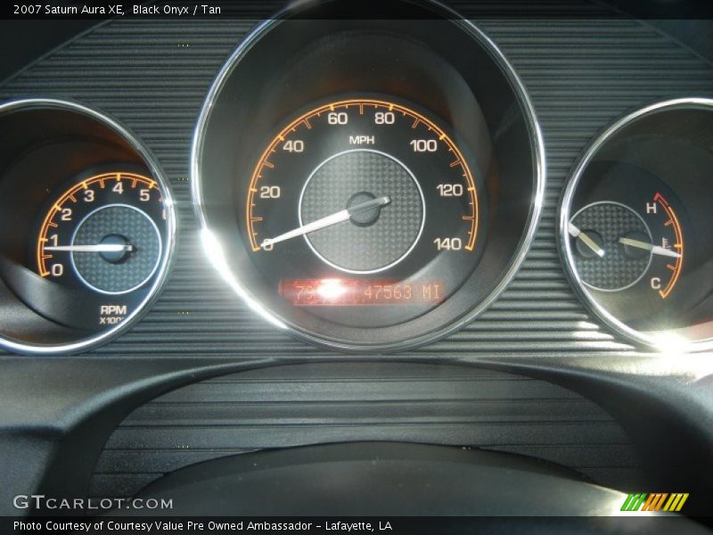 Black Onyx / Tan 2007 Saturn Aura XE