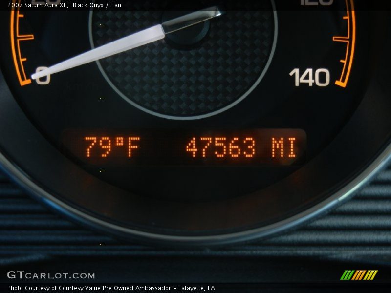 Black Onyx / Tan 2007 Saturn Aura XE