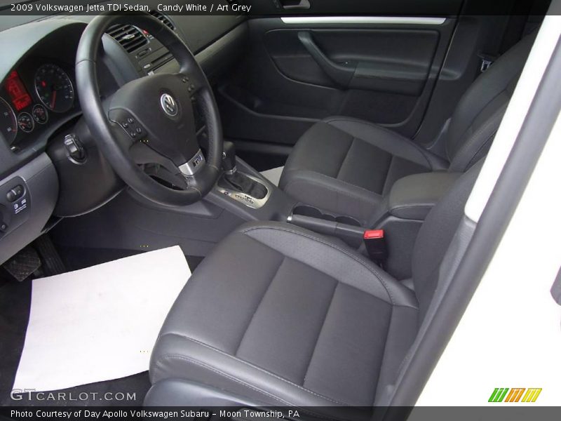 Candy White / Art Grey 2009 Volkswagen Jetta TDI Sedan