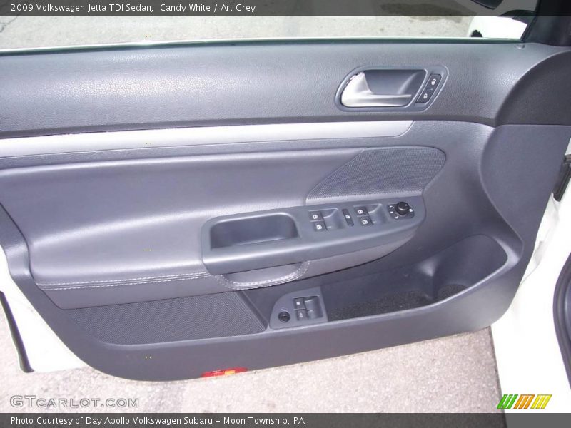 Candy White / Art Grey 2009 Volkswagen Jetta TDI Sedan