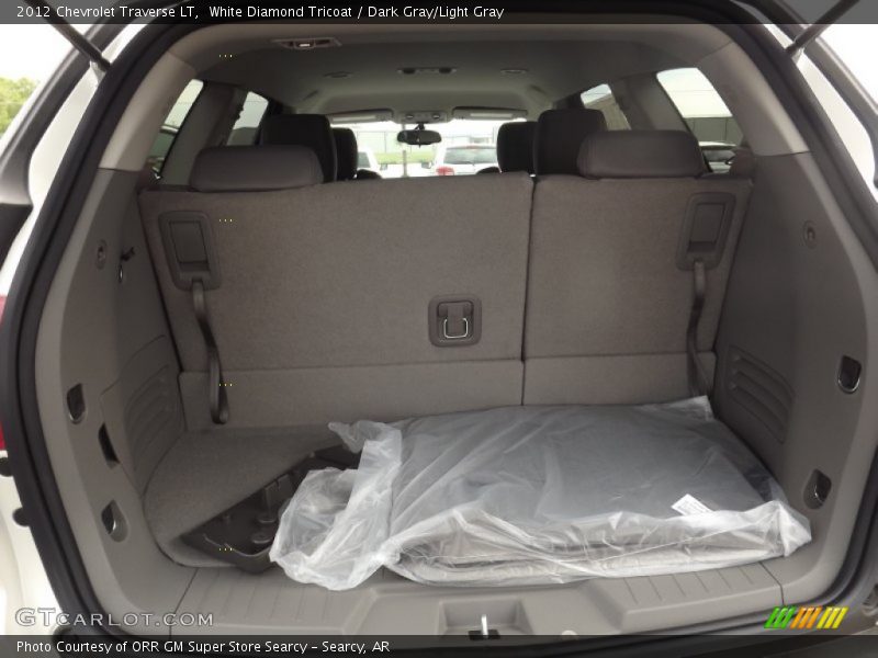 White Diamond Tricoat / Dark Gray/Light Gray 2012 Chevrolet Traverse LT