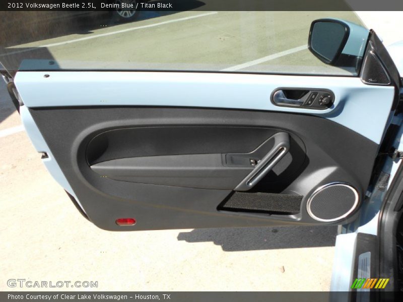 Denim Blue / Titan Black 2012 Volkswagen Beetle 2.5L
