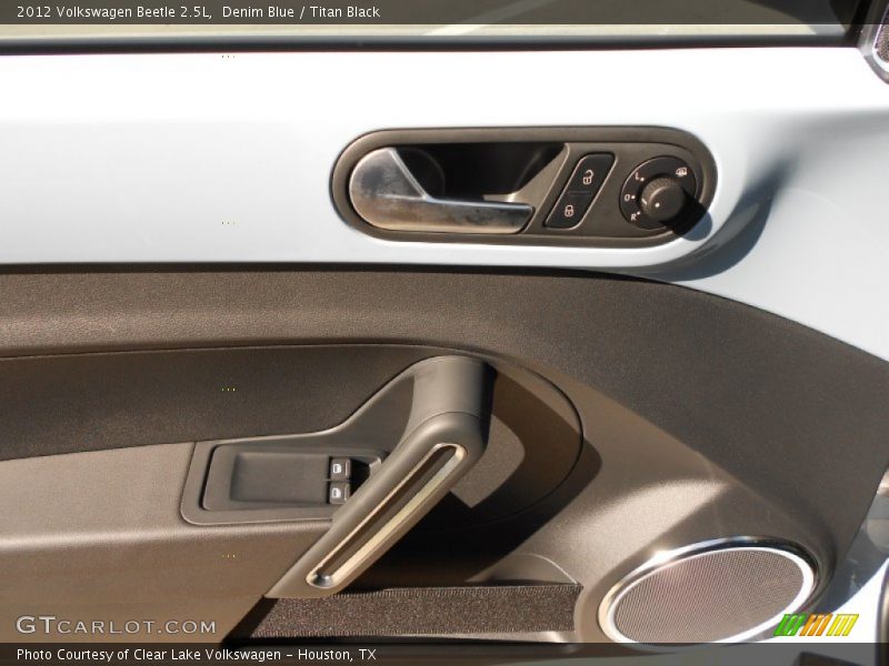 Denim Blue / Titan Black 2012 Volkswagen Beetle 2.5L
