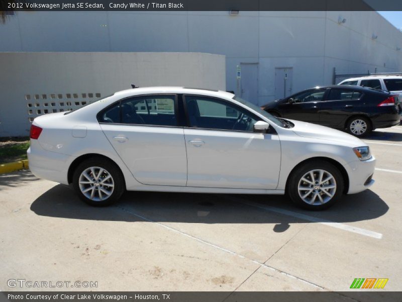 Candy White / Titan Black 2012 Volkswagen Jetta SE Sedan