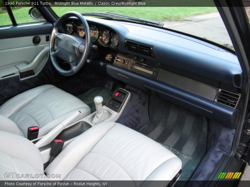 Dashboard of 1996 911 Turbo